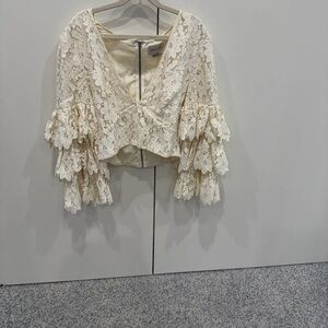 SAYLOR Cream Lace Blouse with Bell Sleeves And Matching Shorts
